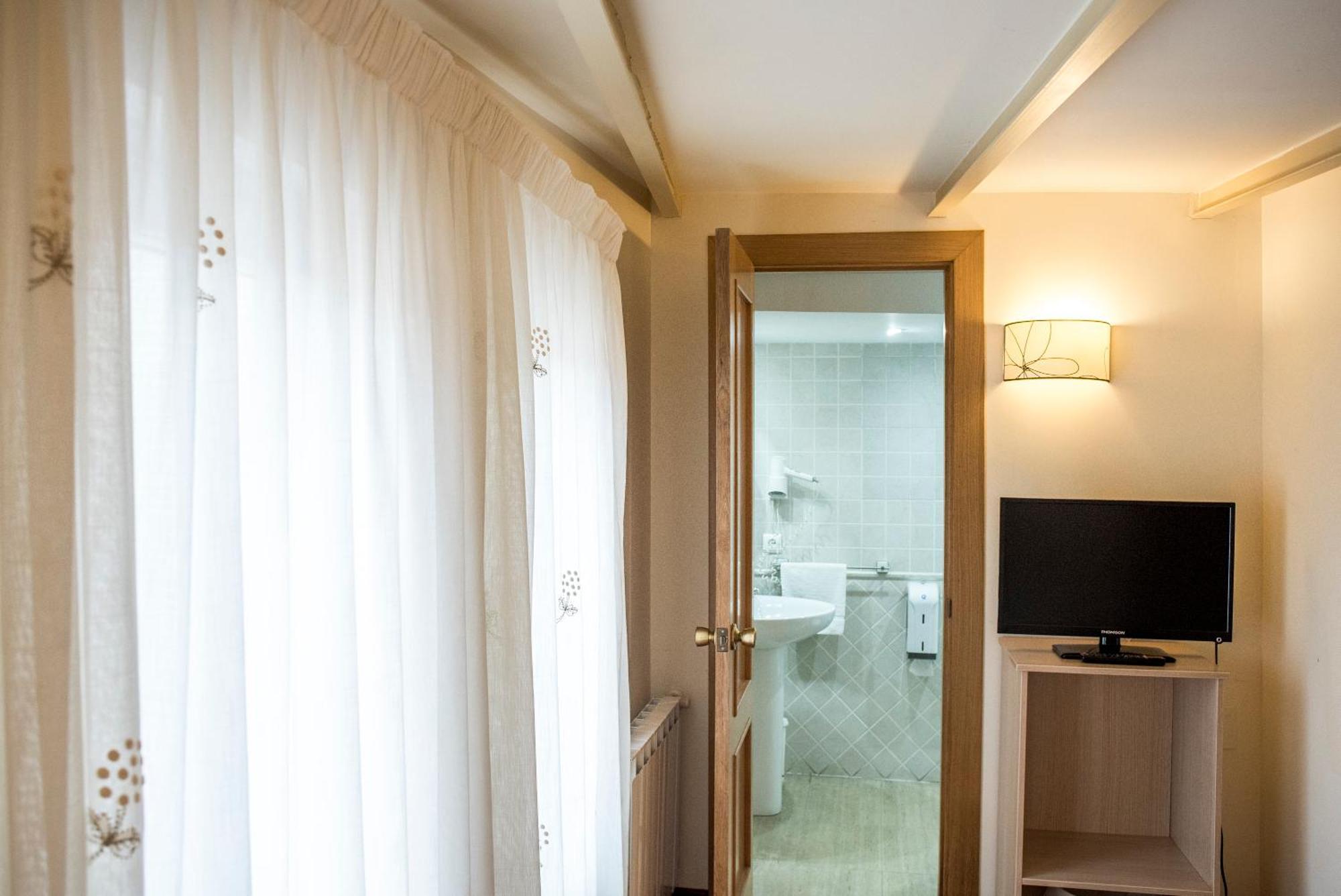 Hotel Ria De Суансес Екстер'єр фото