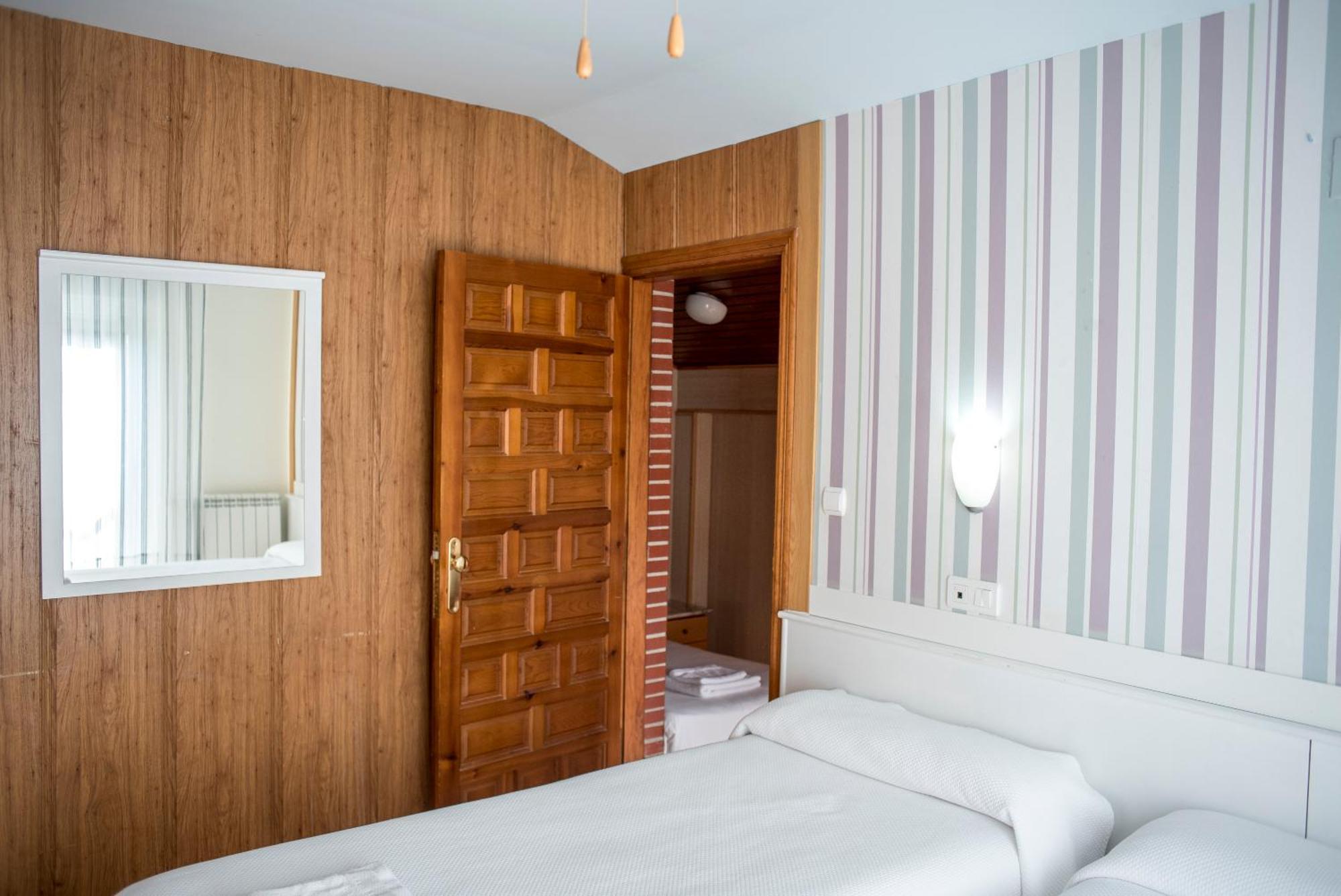 Hotel Ria De Суансес Екстер'єр фото